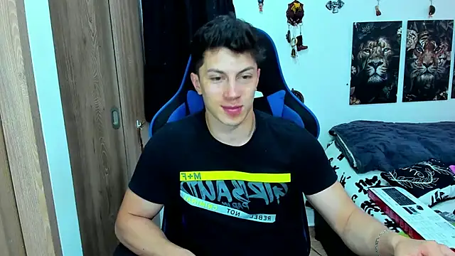 Snapshot of javiersexymann chatting on 02.19.25 javiersexymann online show from 02.19.25