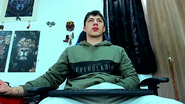 Snapshot of javiersexymann chatting on 03.06.25 javiersexymann online show from 03.06.25