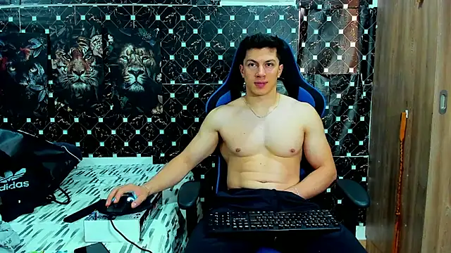 Snapshot of javiersexymann chatting on 05.07.26 javiersexymann online show from 05.07.26