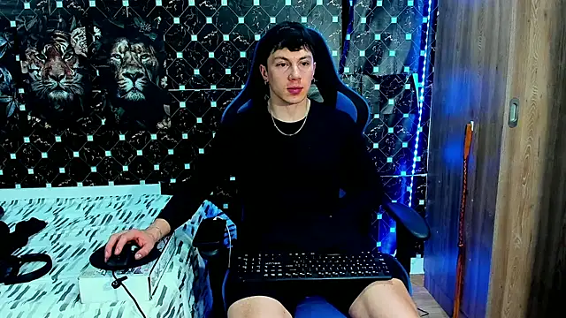 Snapshot of javiersexymann chatting on 05.25.26 javiersexymann online show from 05.25.26