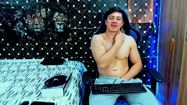 Snapshot of javiersexymann chatting on 05.29.26 javiersexymann online show from 05.29.26