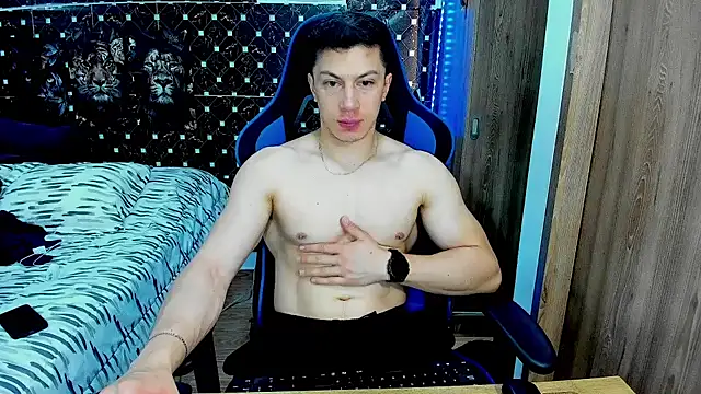 Snapshot of javiersexymann chatting on 07.28.26 javiersexymann online show from 07.28.26