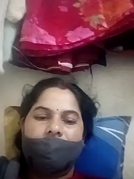 Snapshot of JULEE-740 chatting on 11.02.25 JULEE-740 online show from 11.02.25