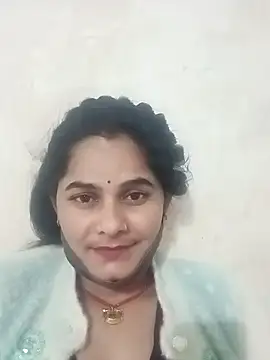 Snapshot of JULEE-740 chatting on 11.29.25 JULEE-740 online show from 11.29.25