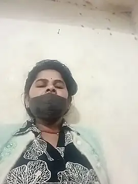 Snapshot of JULEE-740 chatting on 12.02.25 JULEE-740 online show from 12.02.25