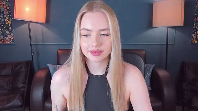 AvroraGoldie online show from 11.25.25