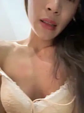 Snapshot of muxin_love chatting on 12.03.25 muxin love online show from 12.03.25