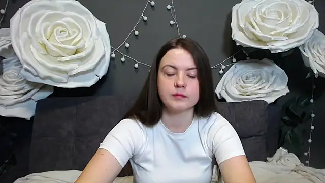 MavkaCute online show from 11.11.25