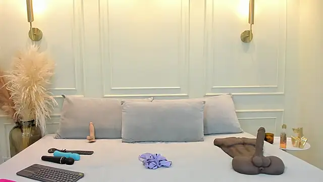 Snapshot of gabysanta_ chatting on 05.26.26 gabysanta online show from 05.26.26