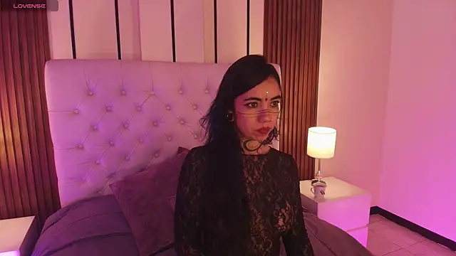 Snapshot of ViolettaAlemida chatting on 01.15.26 ViolettaAlemida online show from 01.15.26