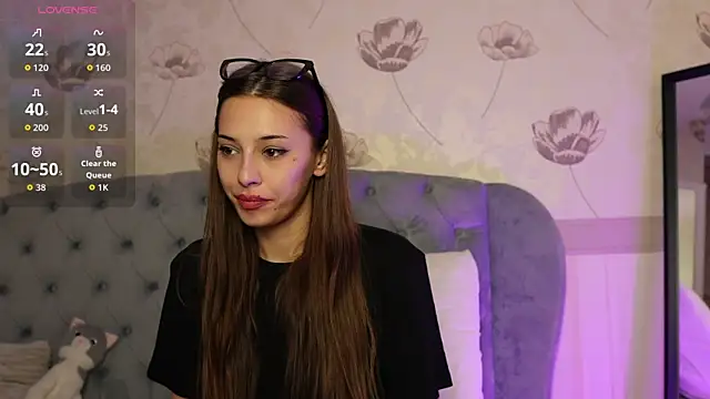 Anya Sky online show from 11.30.25