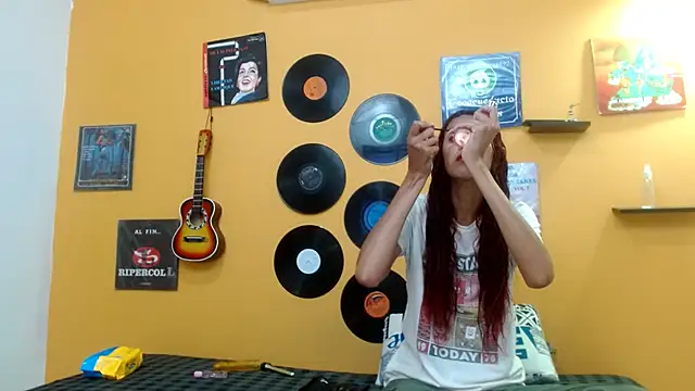 skinnyverus18 online show from 09.27.25