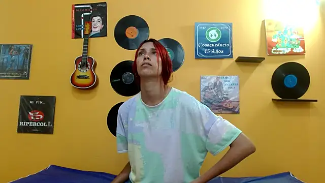 skinnyverus18 online show from 11.14.25