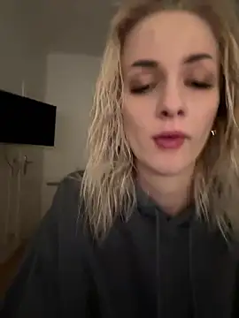 DaryaDoll online show from 01.12.26