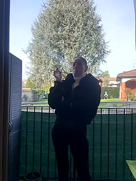 eddivad6974 online show from 12.21.25