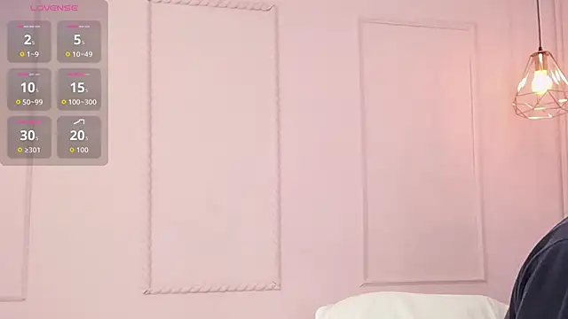 Snapshot of danna7cute chatting on 10.25.25 danna7cute online show from 10.25.25