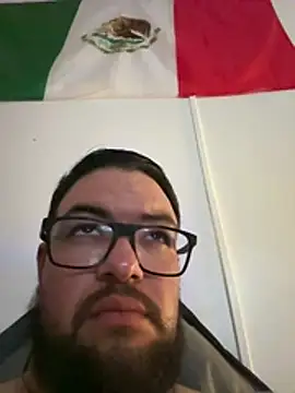 Snapshot of javier_89ER chatting on 07.23.26 javier 89ER online show from 07.23.26