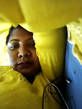 Snapshot of Apkisona8 chatting on 10.18.25 Apkisona8 online show from 10.18.25