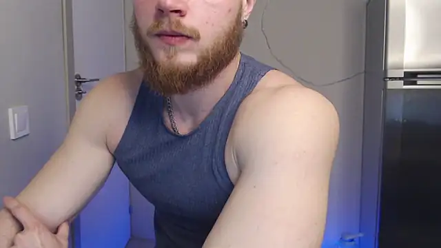 Snapshot of VictorTransMan chatting on 11.27.25 VictorTransMan online show from 11.27.25