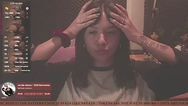 gigifontaine   online show from 09.25.25