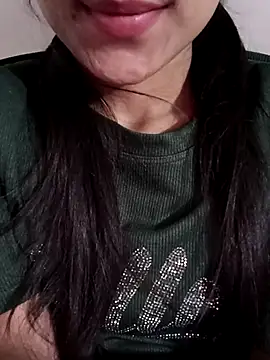 Snapshot of Cute_radhaaa chatting on 11.08.25 Cute radhaaa online show from 11.08.25