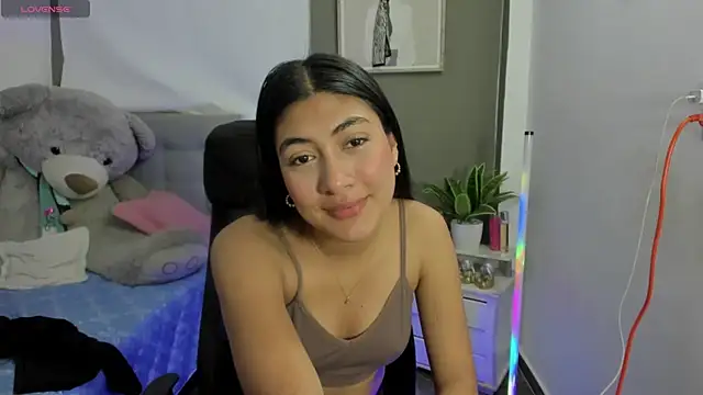 Allison 19   online show from 12.05.25