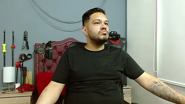 Snapshot of Stevens_db chatting on 10.04.25 Stevens db online show from 10.04.25