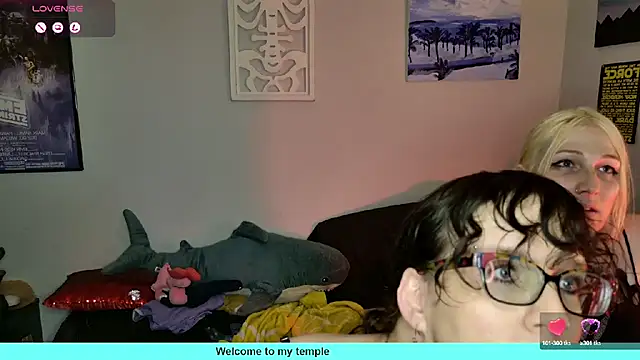 AthenaAphrodisia online show from 09.19.25