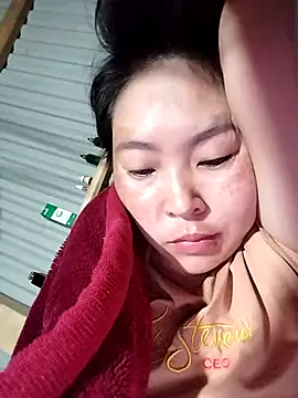Snapshot of vivi_cute chatting on 09.26.25 vivi cute online show from 09.26.25