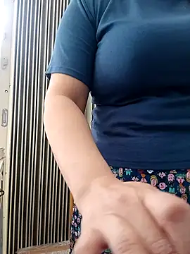  Babyrose  online show from 09.09.25