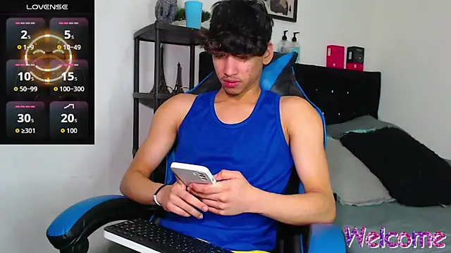 Gael Jones online show from 11.21.25