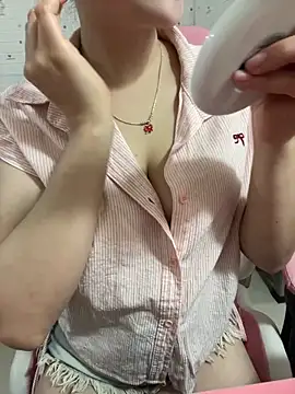 Lissa xinh09 online show from 12.20.25