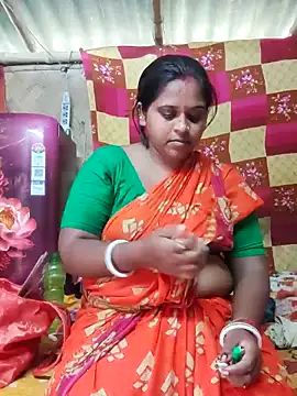 Snapshot of Hot-Show2 chatting on 09.18.25 Hot-Show2 online show from 09.18.25