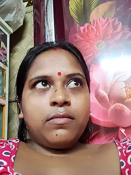 Snapshot of Hot-Show2 chatting on 10.08.25 Hot-Show2 online show from 10.08.25