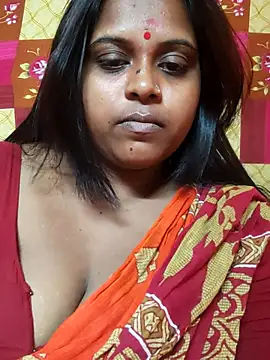 Snapshot of Hot-Show2 chatting on 10.16.25 Hot-Show2 online show from 10.16.25