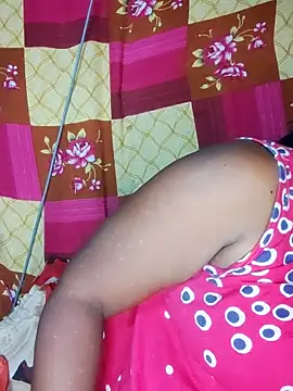 Snapshot of Hot-Show2 chatting on 10.19.25 Hot-Show2 online show from 10.19.25