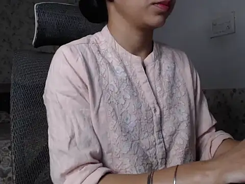 snow white123 online show from 12.14.25