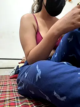 Snapshot of choleorbhature chatting on 10.10.25 choleorbhature online show from 10.10.25