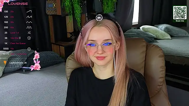 exxxcore  online show from 10.14.25