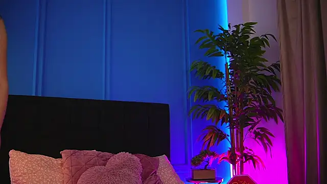 alexxisrae online show from 11.22.25