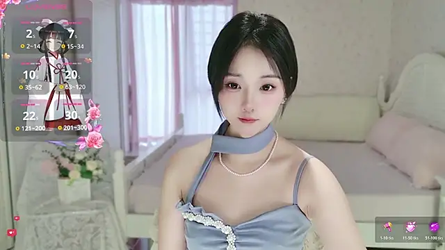 Snapshot of Bella-ox chatting on 10.26.25 Bella-ox online show from 10.26.25