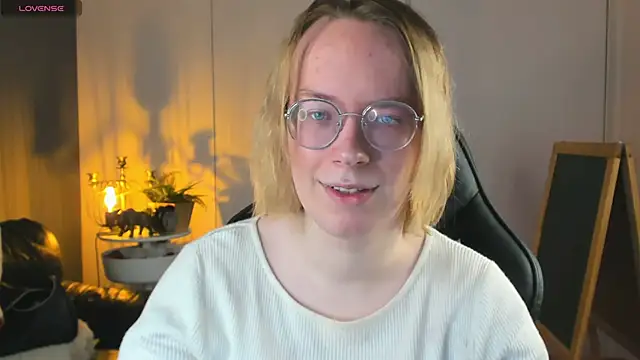 Amanda Butlerr online show from 10.30.25