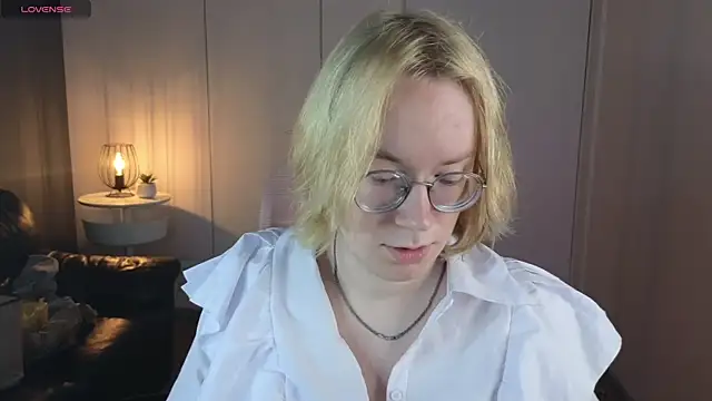 Snapshot of Amanda_Butlerr chatting on 06.28.26 Amanda Butlerr online show from 06.28.26