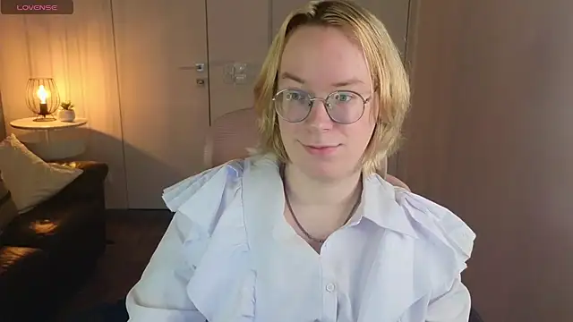 Snapshot of Amanda_Butlerr chatting on 07.04.26 Amanda Butlerr online show from 07.04.26