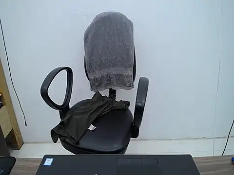  Lady- online show from 11.13.25