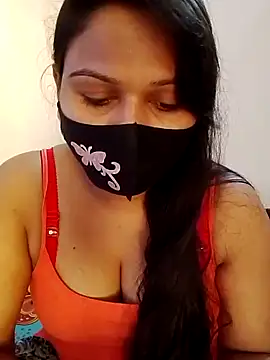 Snapshot of angel_tisha07 chatting on 10.21.25 angel tisha07 online show from 10.21.25