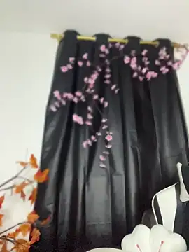 Scarlett05 online show from 04.12.26