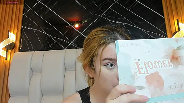 kristal joi dl online show from 11.05.25