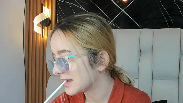 kristal joi dl online show from 12.01.25