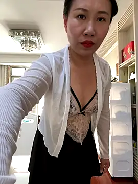 Snapshot of sushan_love chatting on 11.27.25 sushan love online show from 11.27.25